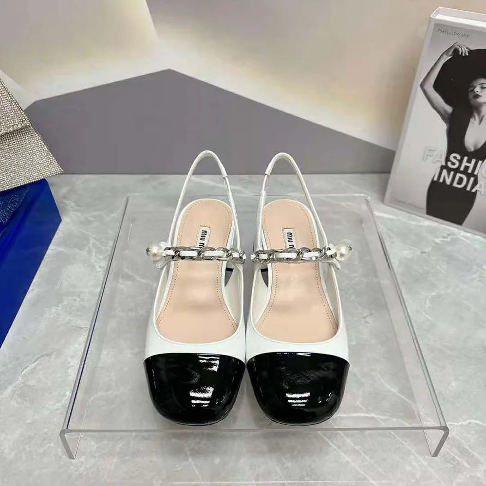 Miu Miu Patent Leather Pumps in 35mm Heel Height for Women in White Miu Miu Patent Leather Pumps in 35mm Heel Height for Women in White