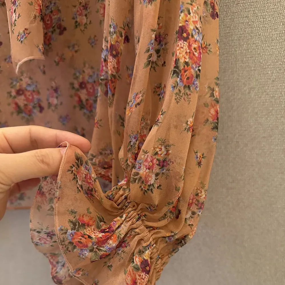 Dolce Gabbana D&G Small Flower Bouquets for Women in Print Chiffon Top