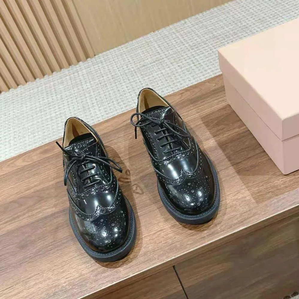 Miu Miu Church's X Miu Miu Brushed Leather Oxford Brogue Shoes for Women Miu Miu Church's X Miu Miu Brushed Leather Oxford Brogue Shoes for Women