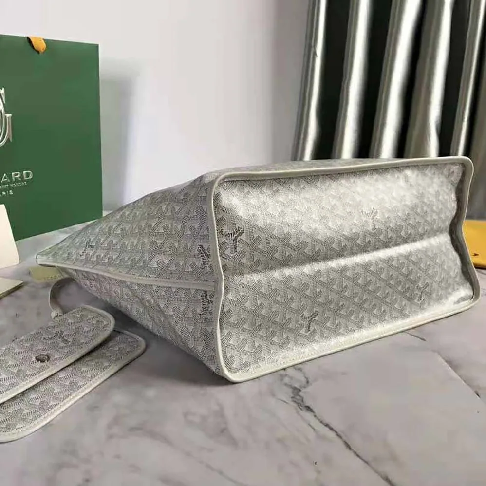Goyard Sac Saint Louis GM in Goyardine Canvas & Chevroches Calfskin for Women in White Goyard Sac Saint Louis GM in Goyardine Canvas & Chevroches Calfskin for Women in White