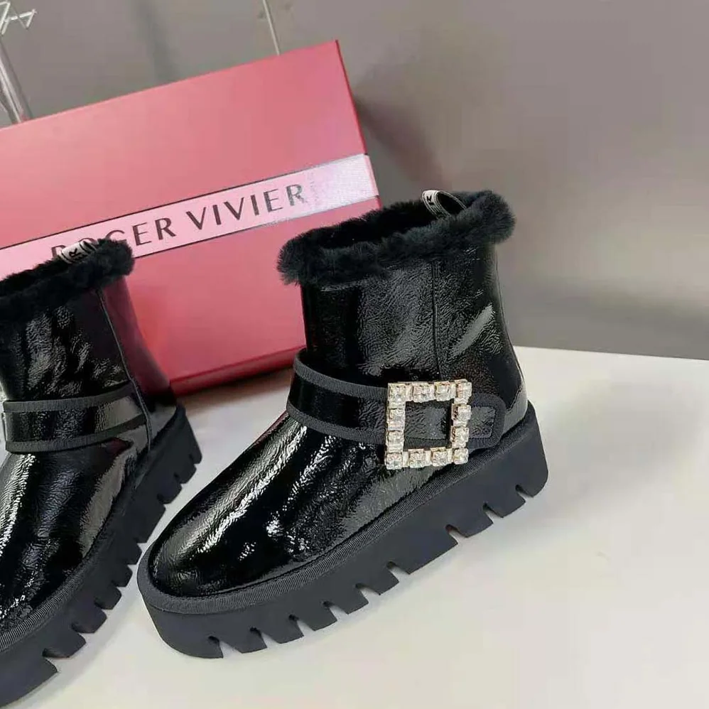 Roger Vivier Viv' Winter Fur Strass Buckle Ankle Boots in Patent Leather for Women in Black Roger Vivier Viv' Winter Fur Strass Buckle Ankle Boots in Patent Leather for Women in Black
