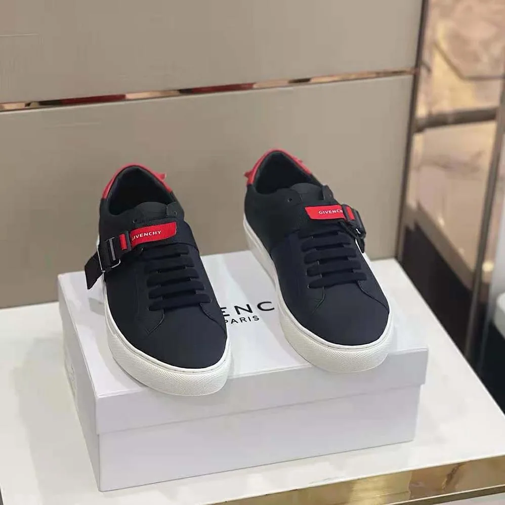 Givenchy Sneakers in Leather with Strap for Men in Black