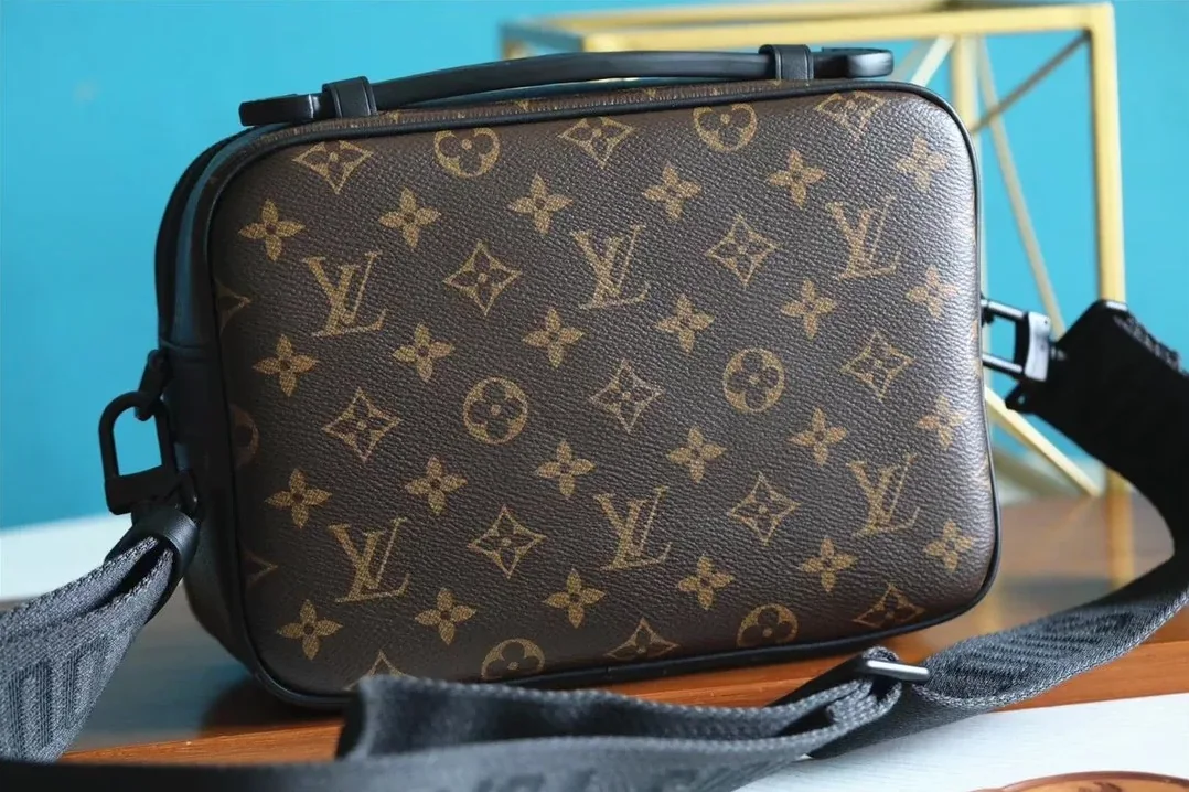 Louis Vuitton S in Lock Messenger Monogram Macassar Louis Vuitton S in Lock Messenger Monogram Macassar