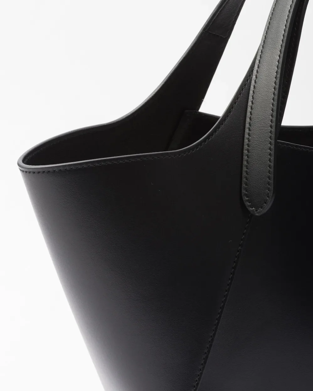 Prada Medium Tote Bag Black 11 Inches/ 1BG483_2AIX_F0002_V_OOO