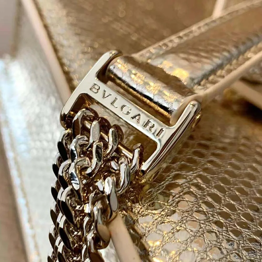 Bvlgari Serpenti Forever Shoulder Bag in Karung Leather for Women in Beige Bvlgari Serpenti Forever Shoulder Bag in Karung Leather for Women in Beige