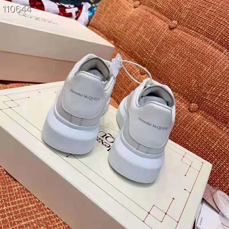 Alexander McQueen Oversized Sneaker White Calf Leather Lace for Unisex in up Sneaker Alexander McQueen Oversized Sneaker White Calf Leather Lace for Unisex in up Sneaker