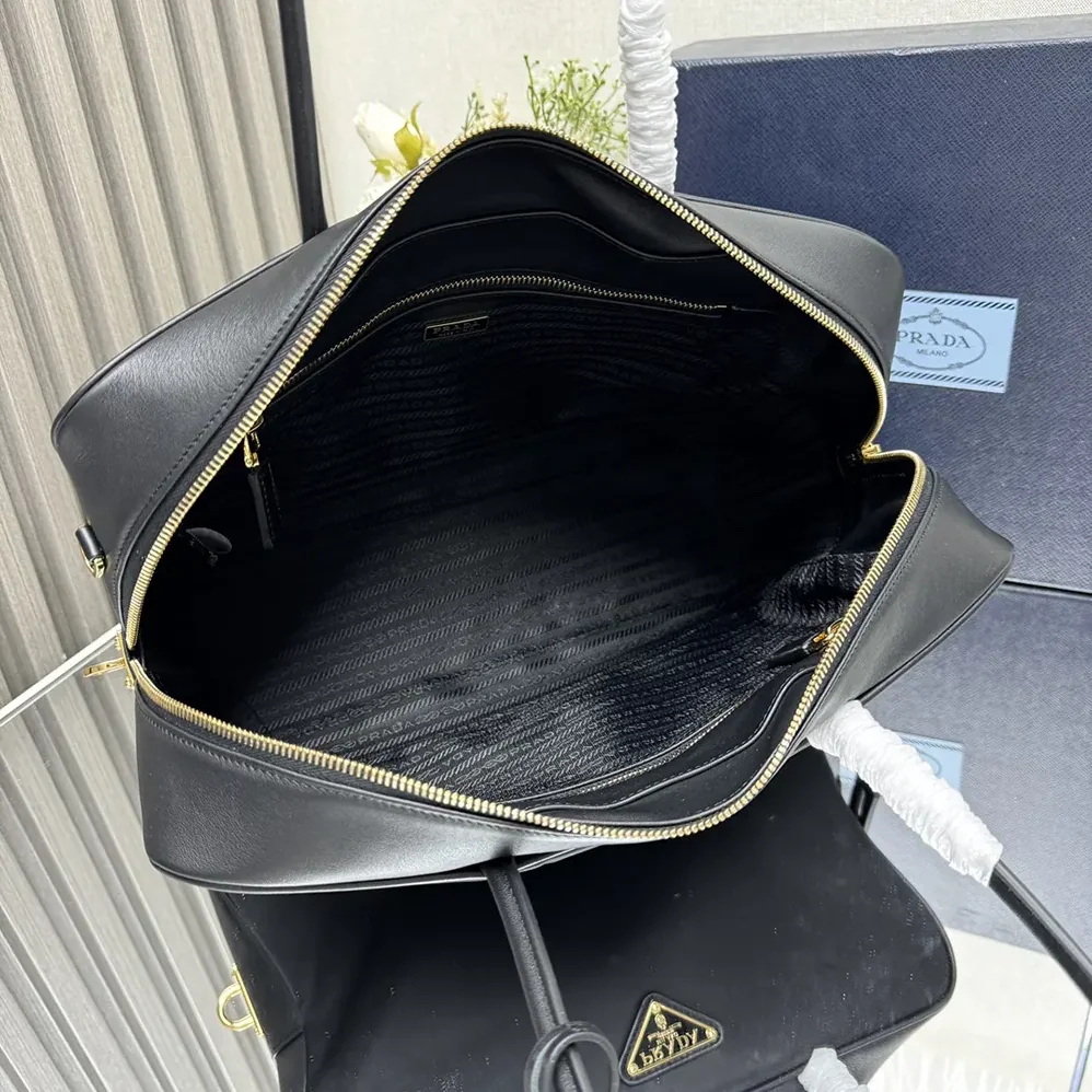 Prada Large Re-Nylon and Leather Top for Women in handle Bag with Padlock Prada Large Re-Nylon and Leather Top for Women in handle Bag with Padlock