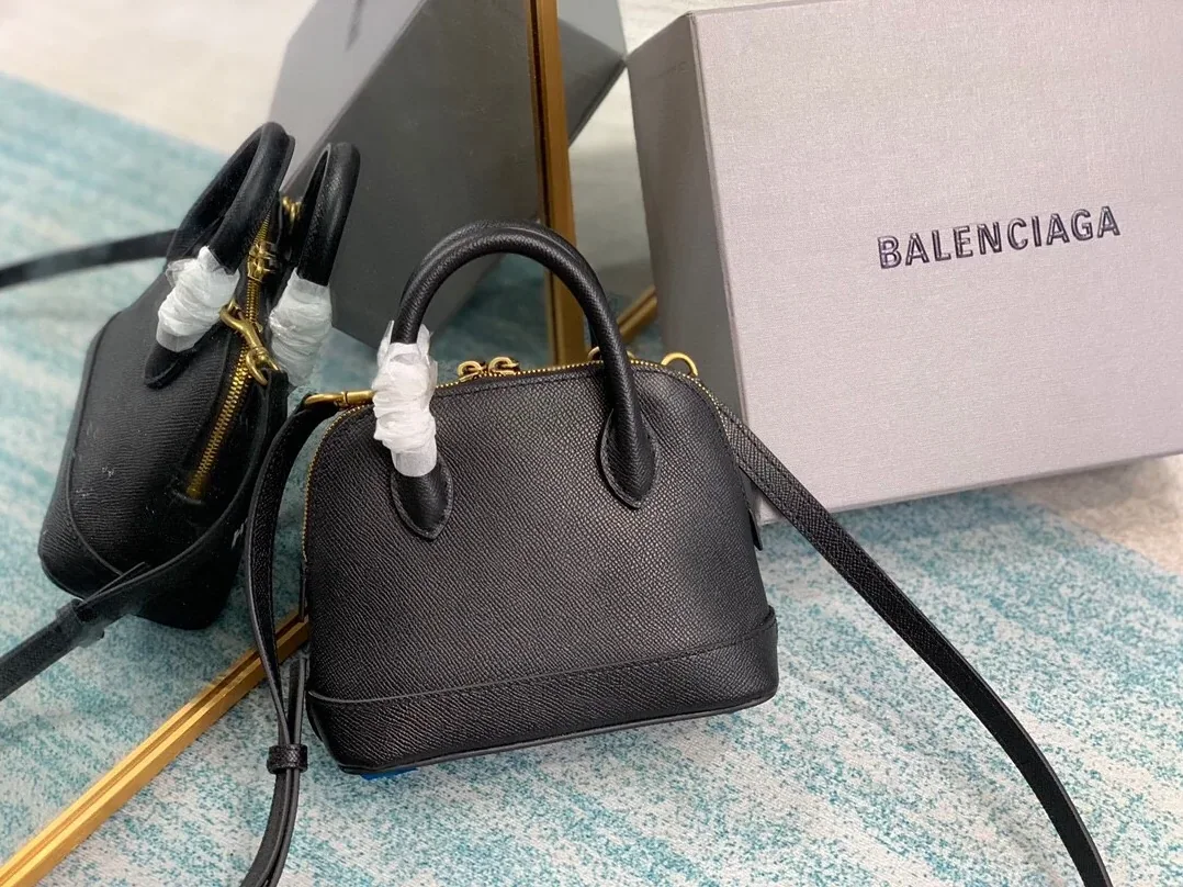 Balenciaga Ville Handbag In Black
