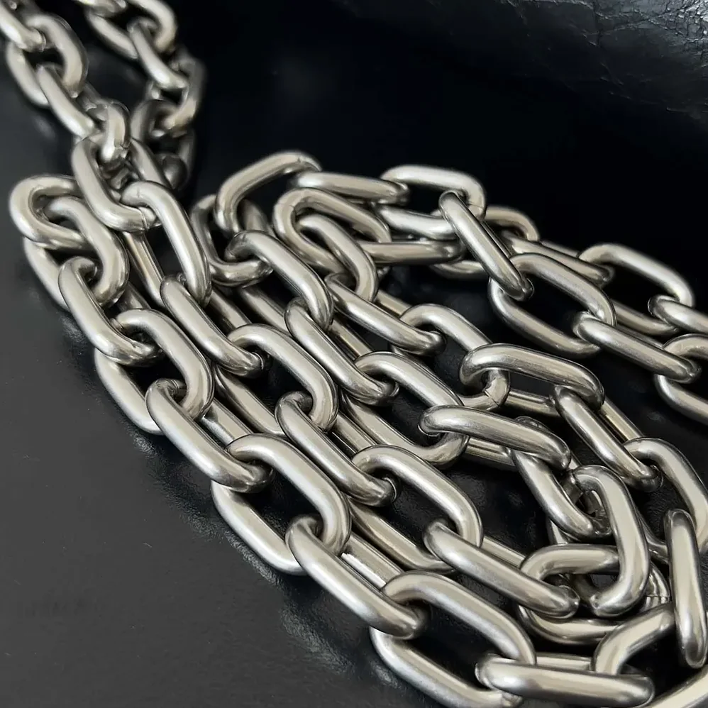 Balenciaga Monaco Large Chain Bag for Women in Black Balenciaga Monaco Large Chain Bag for Women in Black