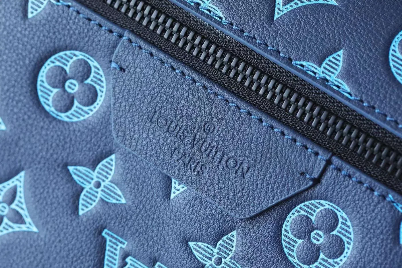 Louis Vuitton Discovery Backpack Blue /