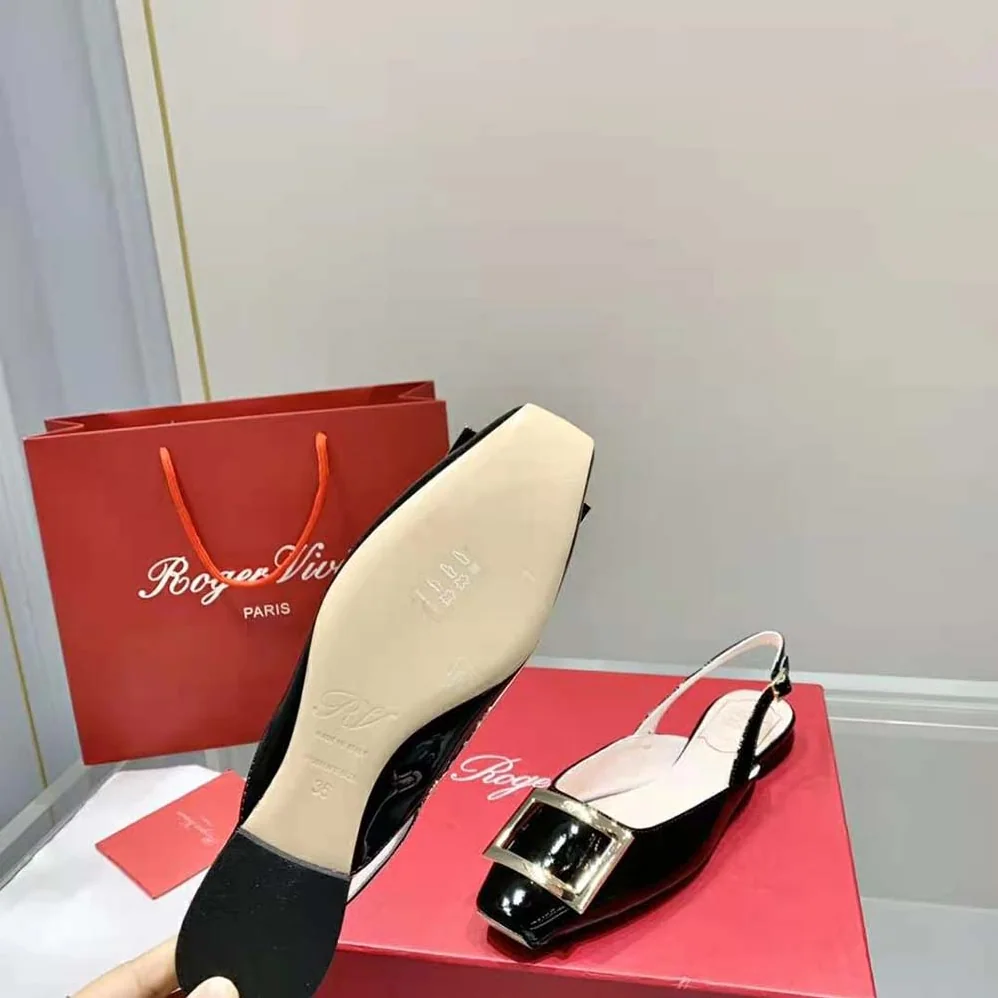 Roger Vivier Trompette Metal Buckle Slingback Ballerinas in Patent Leather for Women in Black Roger Vivier Trompette Metal Buckle Slingback Ballerinas in Patent Leather for Women in Black