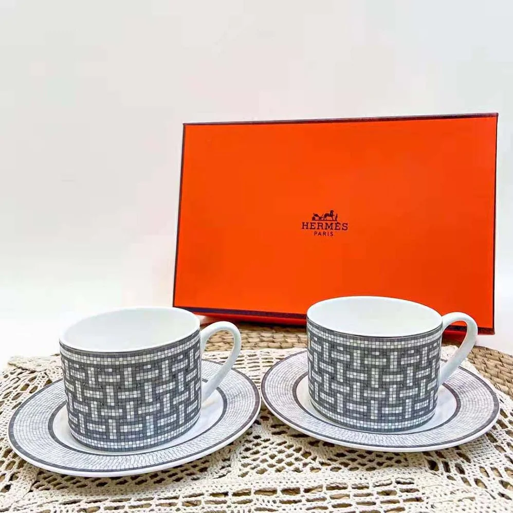 Hermes Mosaique Au 24 Platinum Tea Cup and Saucer for Unisex