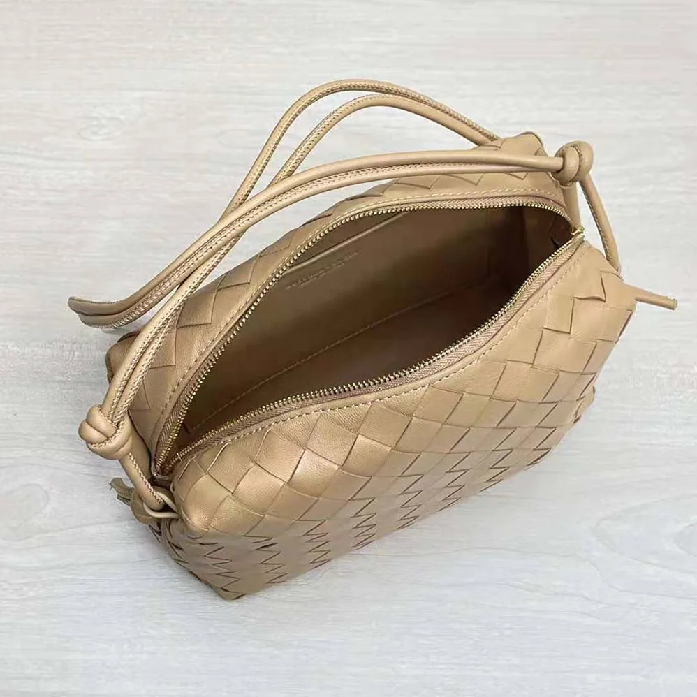 Bottega Veneta Loop Small Intrecciato Leather Cross-Body Bag for Women in Brown Bottega Veneta Loop Small Intrecciato Leather Cross-Body Bag for Women in Brown