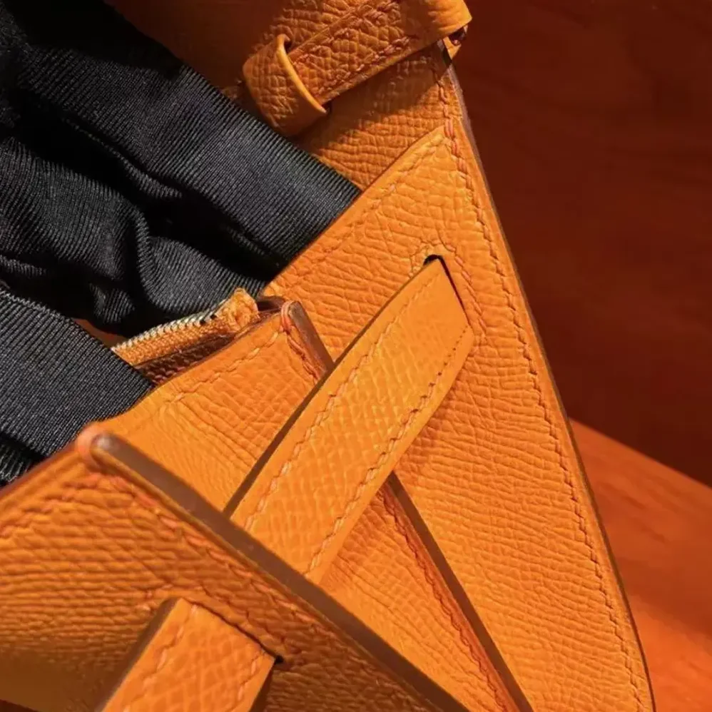 Hermes Kelly To Go in Epsom Leather for Women in Orange Hermes Kelly To Go in Epsom Leather for Women in Orange