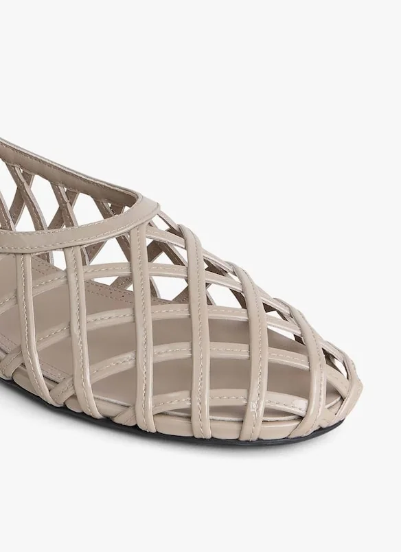 Alaia Case Ballet Flats In Grege Patent - AA3A045CK212 - 824 Alaia Case Ballet Flats In Grege Patent - AA3A045CK212 - 824