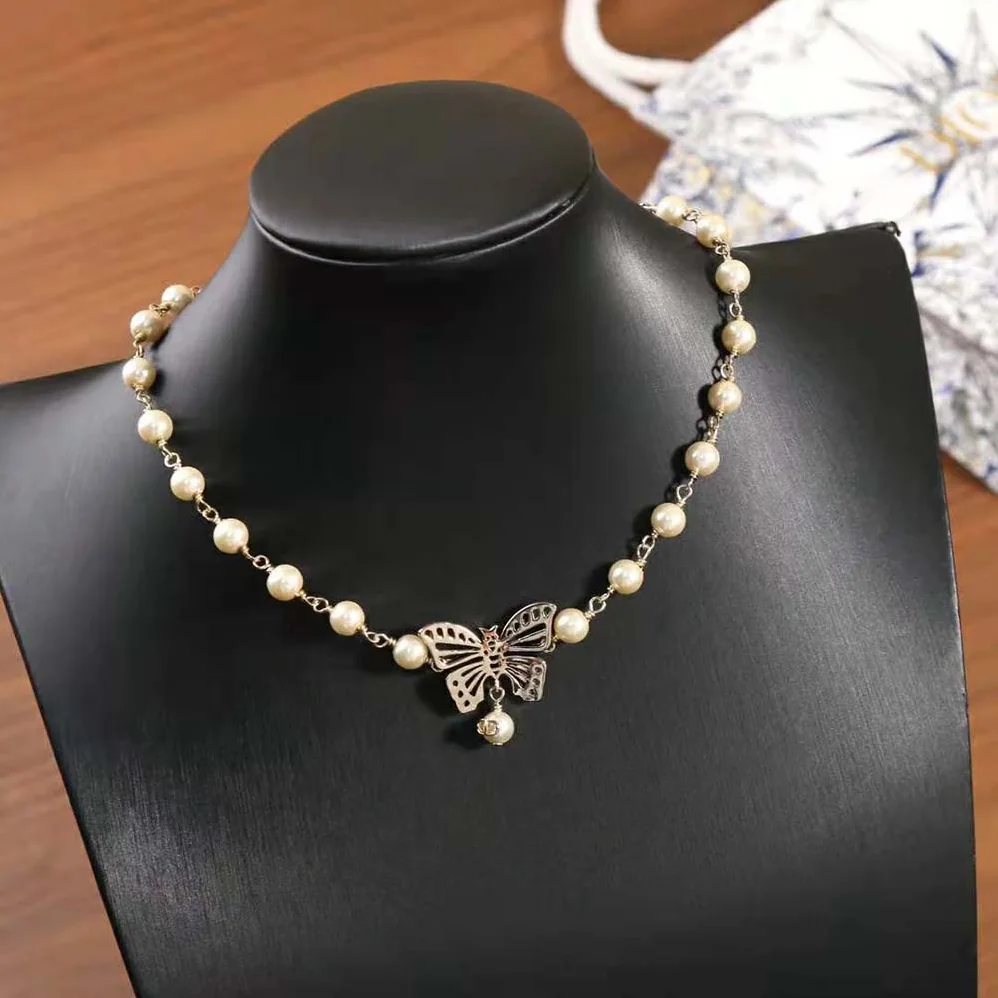 Dior Métamorphose Choker Gold-Finish Metal and White Resin Pearls for Women