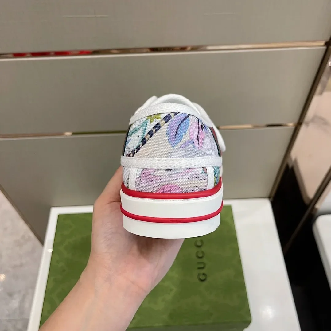 Gucci Tennis 1977 Sneaker With Tiger White Blue for Women