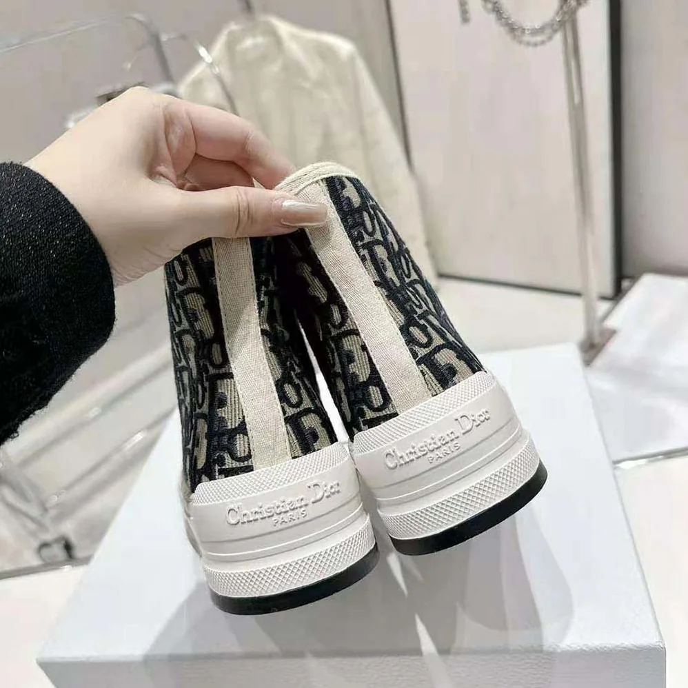Dior Walk'N'Dior High-Top Platform Sneaker Deep Blue Dior Oblique Embroidered Cotton for Women Dior Walk'N'Dior High-Top Platform Sneaker Deep Blue Dior Oblique Embroidered Cotton for Women