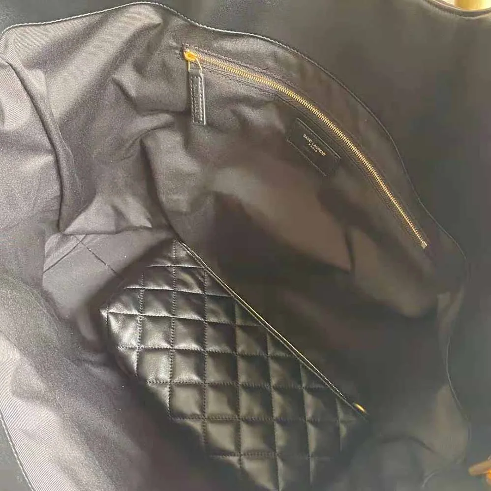 Saint Laurent YSL Icare Maxi Shopping Bag in Quilted Lambskin for Women in Black