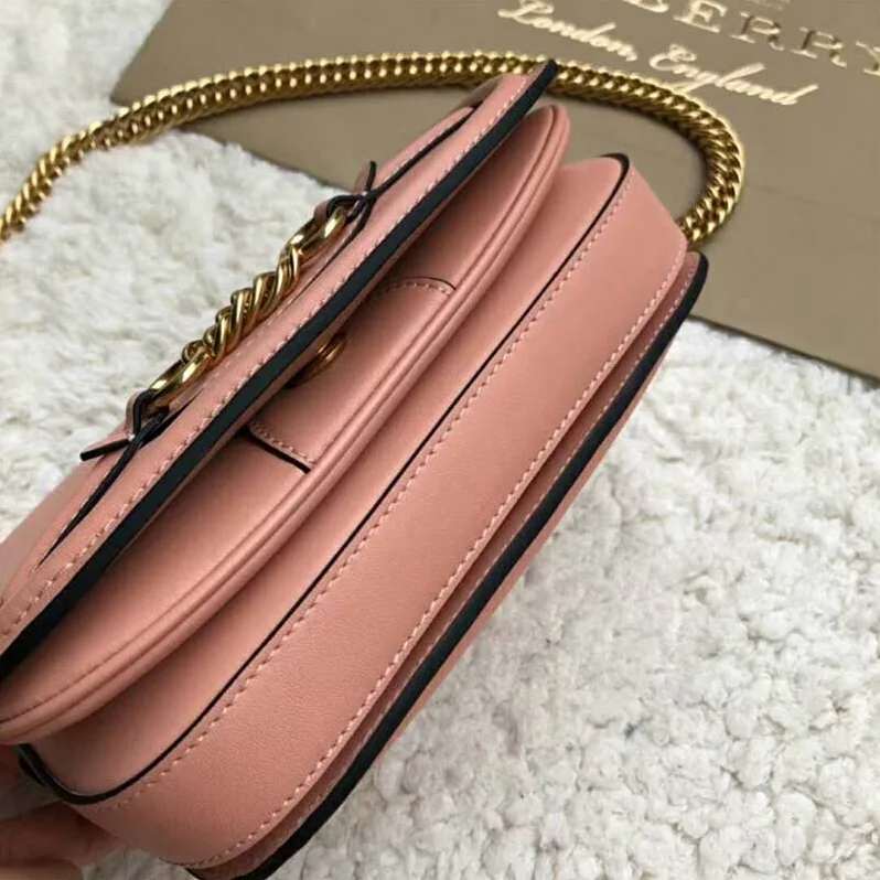 Burberry The Leather Link Bag for Women in Pink Burberry The Leather Link Bag for Women in Pink