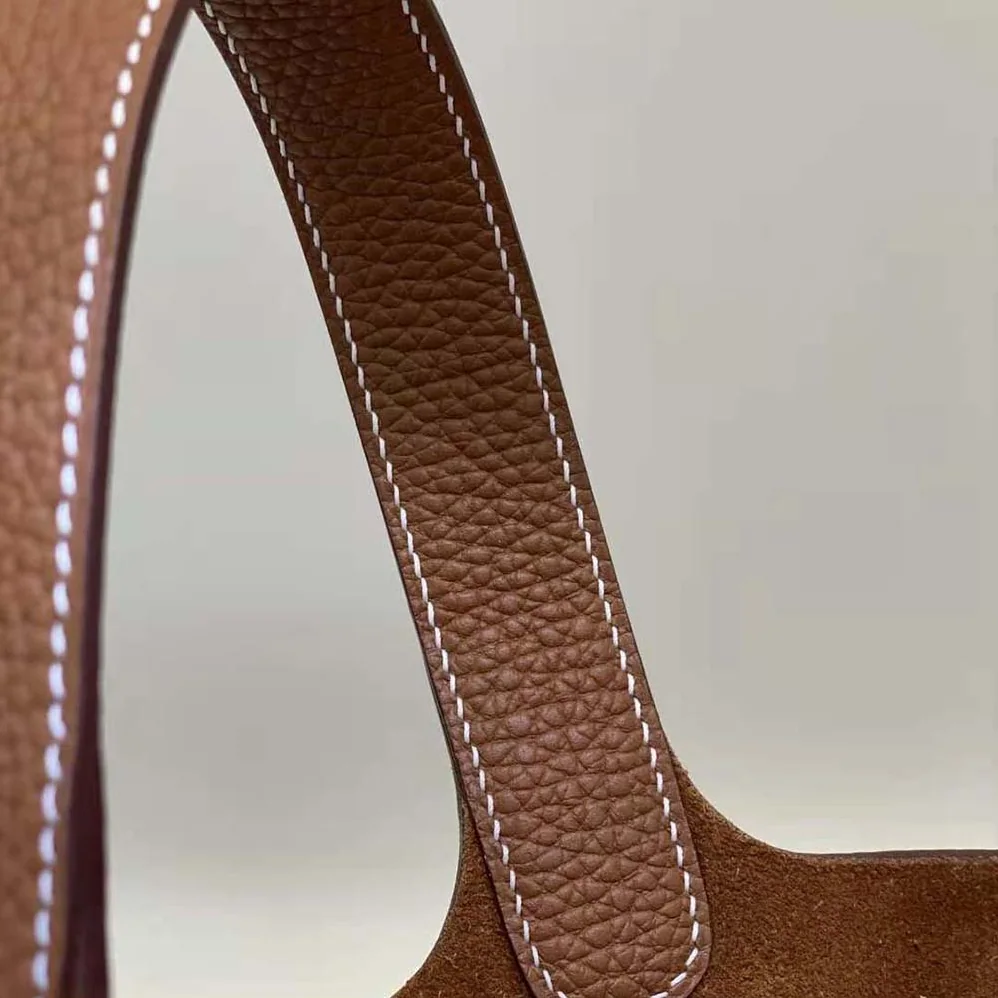 Hermes Picotin Lock 18cm in Clémence leather for Women in Brown Hermes Picotin Lock 18cm in Clémence leather for Women in Brown
