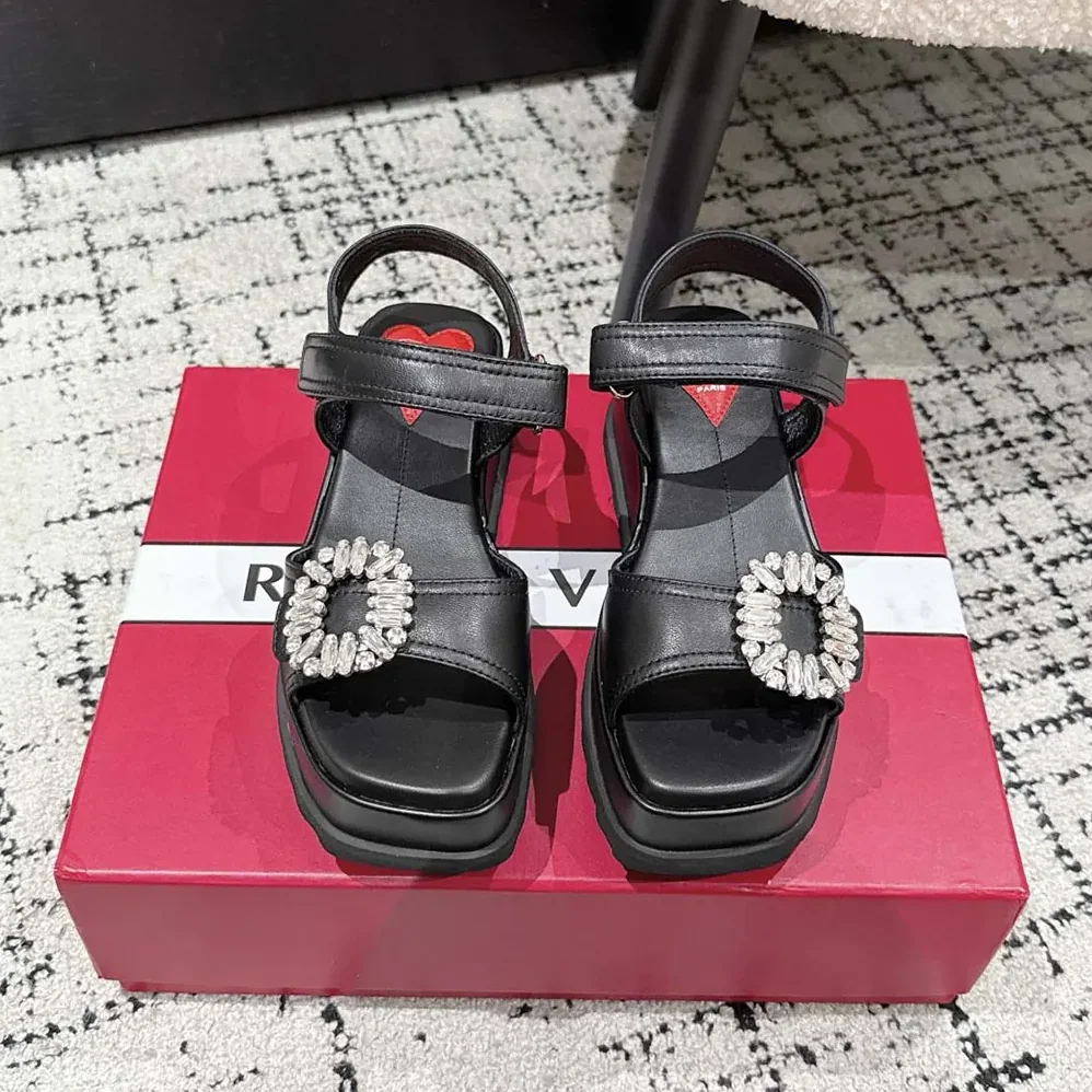 Roger Vivier Slidy Viv' Wedge Sandals in Leather for Women in Black Roger Vivier Slidy Viv' Wedge Sandals in Leather for Women in Black