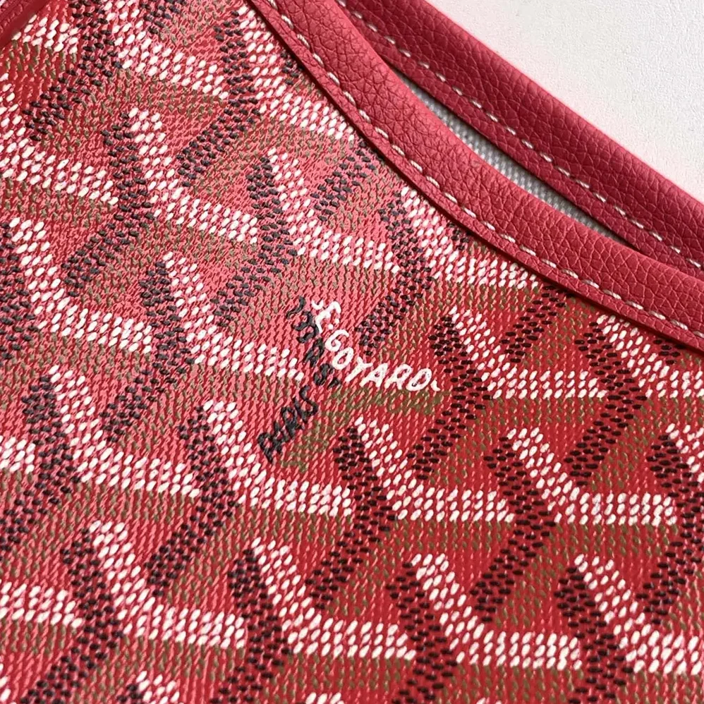 Goyard Villette Tote Bag PM for Women in Pink Goyard Villette Tote Bag PM for Women in Pink