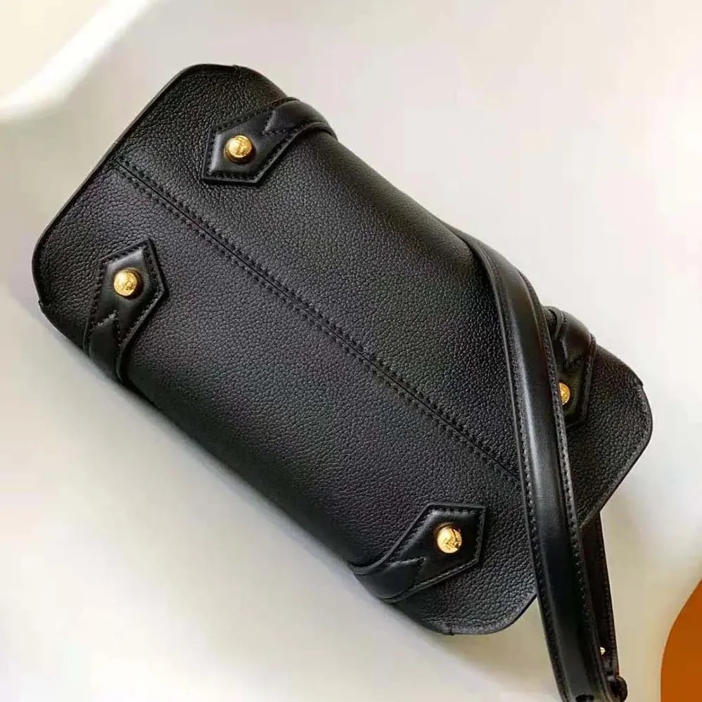 Fendi Boston 365 Black Leather Bag for Women
