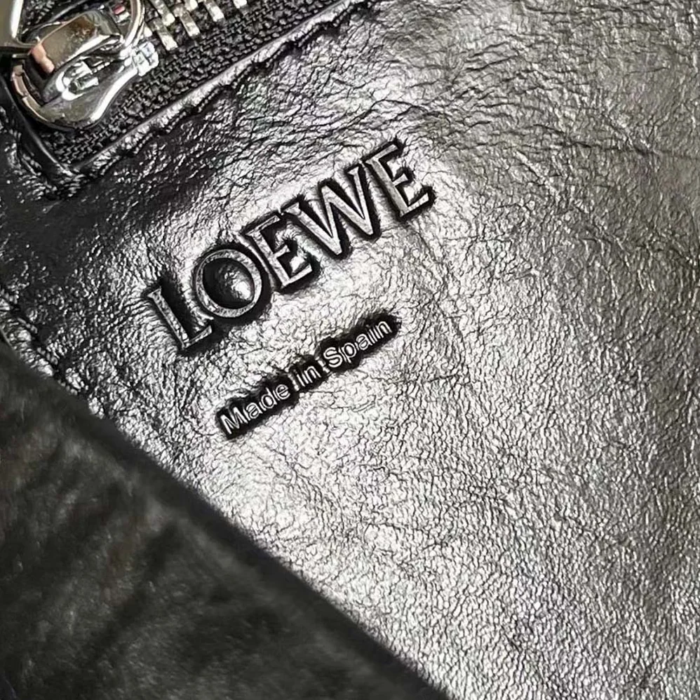 Loewe Fold Shopper in Paper Calfskin for Unisex in Black Loewe Fold Shopper in Paper Calfskin for Unisex in Black