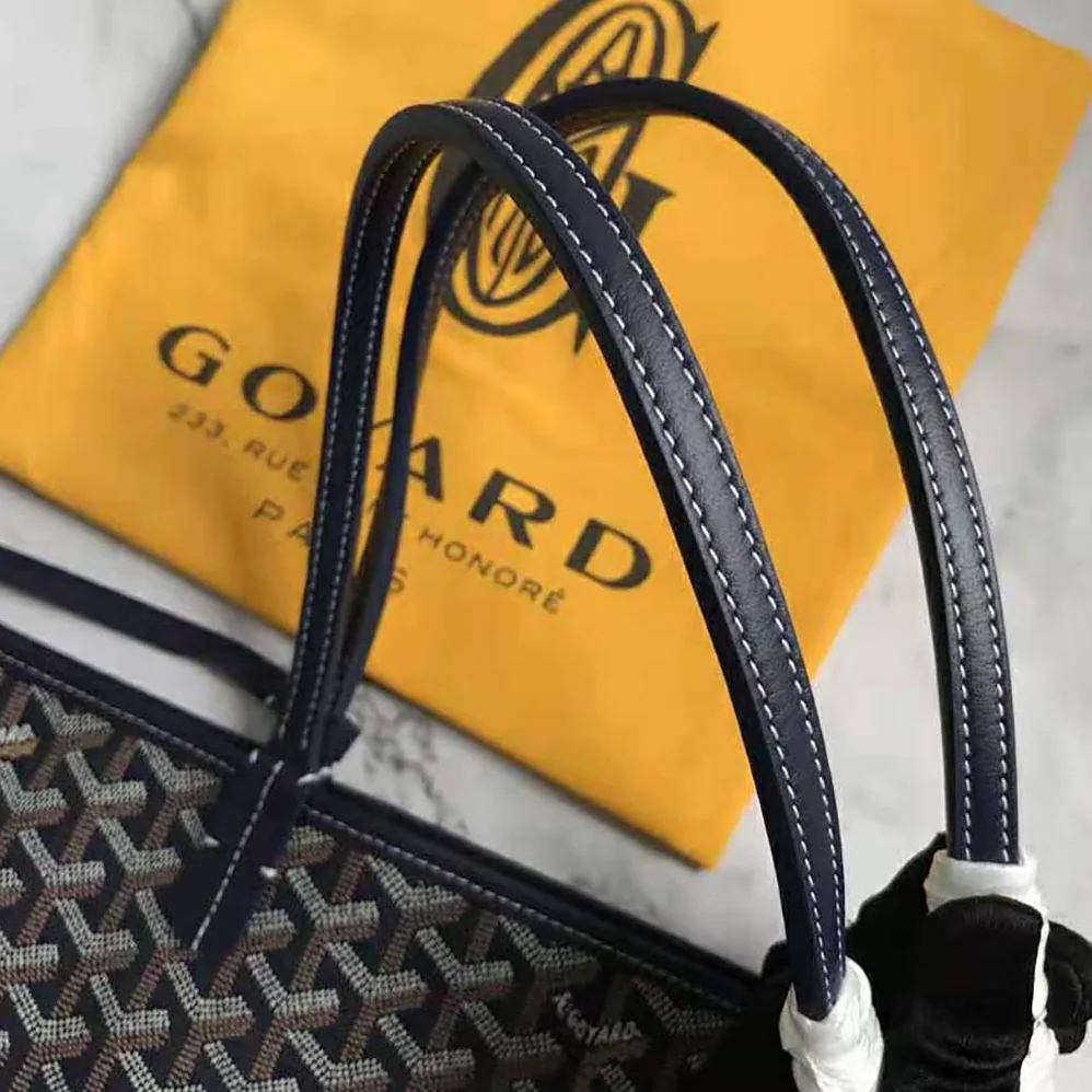 Goyard Sac Saint Louis GM in Goyardine Canvas & Chevroches Calfskin for Women in Black Goyard Sac Saint Louis GM in Goyardine Canvas & Chevroches Calfskin for Women in Black