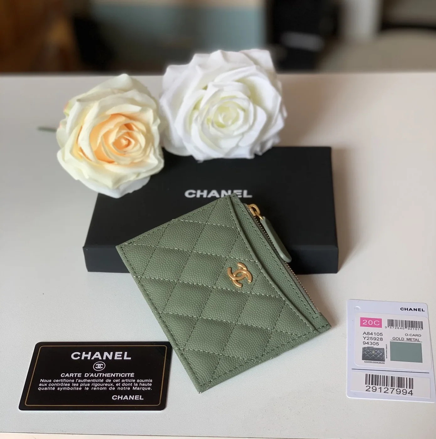 Chanel Flat Card Holder Olive Bag / Chanel Flat Card Holder Olive Bag /