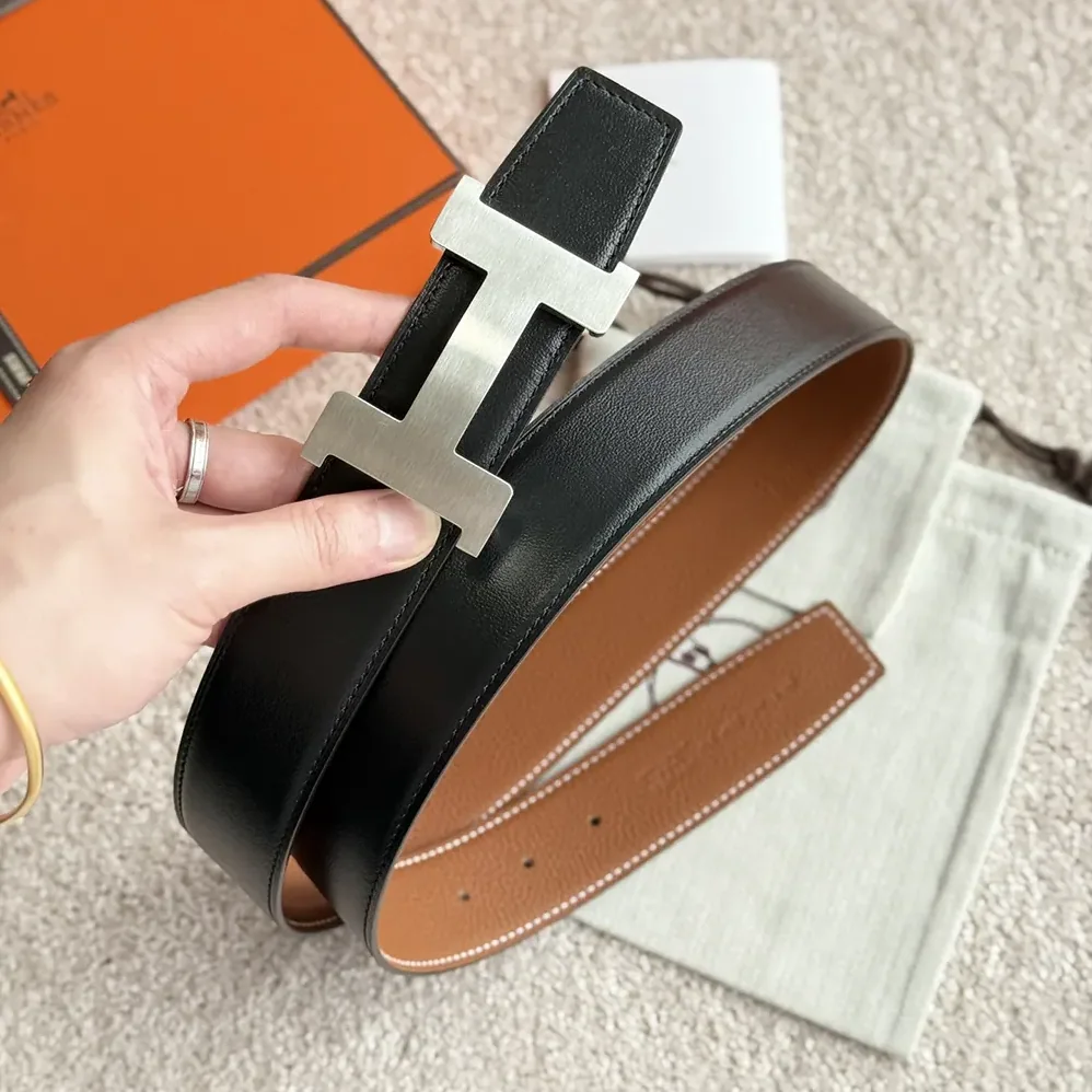 Hermes Constance Belt Buckle & Reversible Leather Strap 38 mm for Unisex