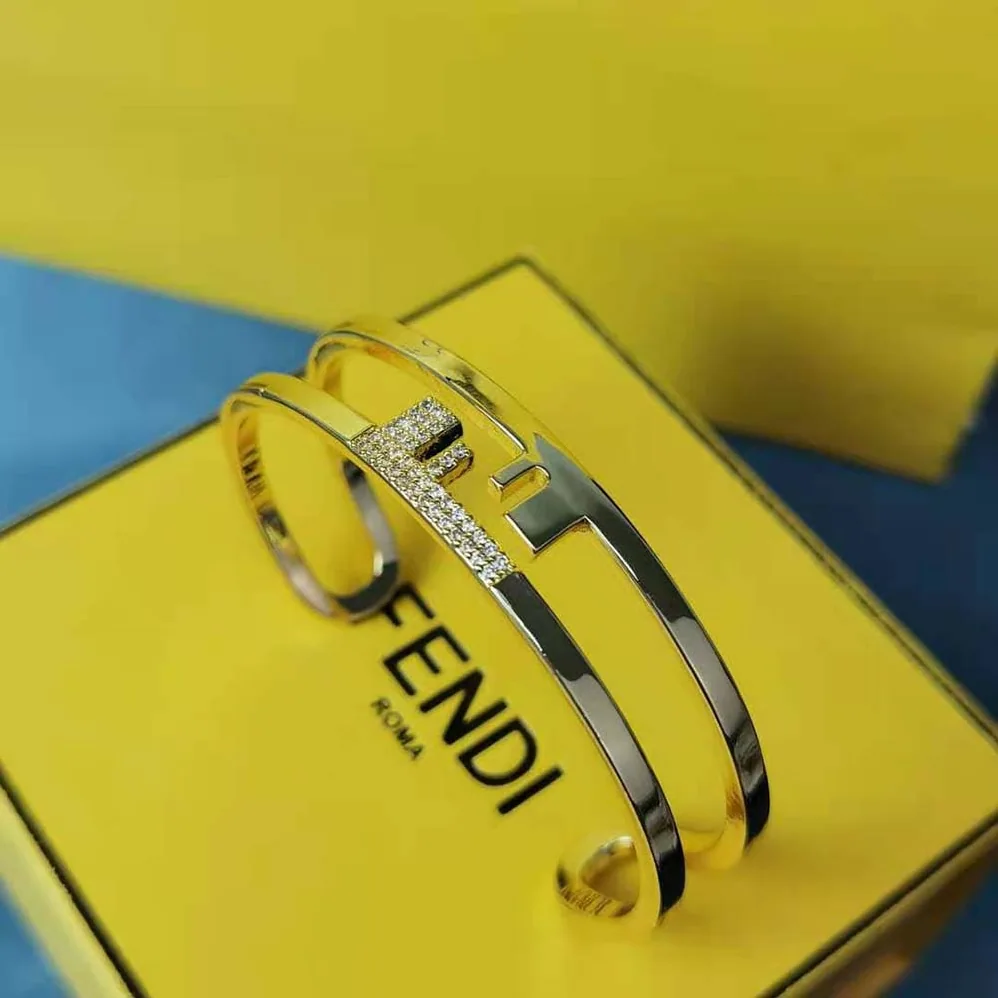 Fendi O'lock Bracelet with Gold for Women in Colored Bracelet Fendi O'lock Bracelet with Gold for Women in Colored Bracelet