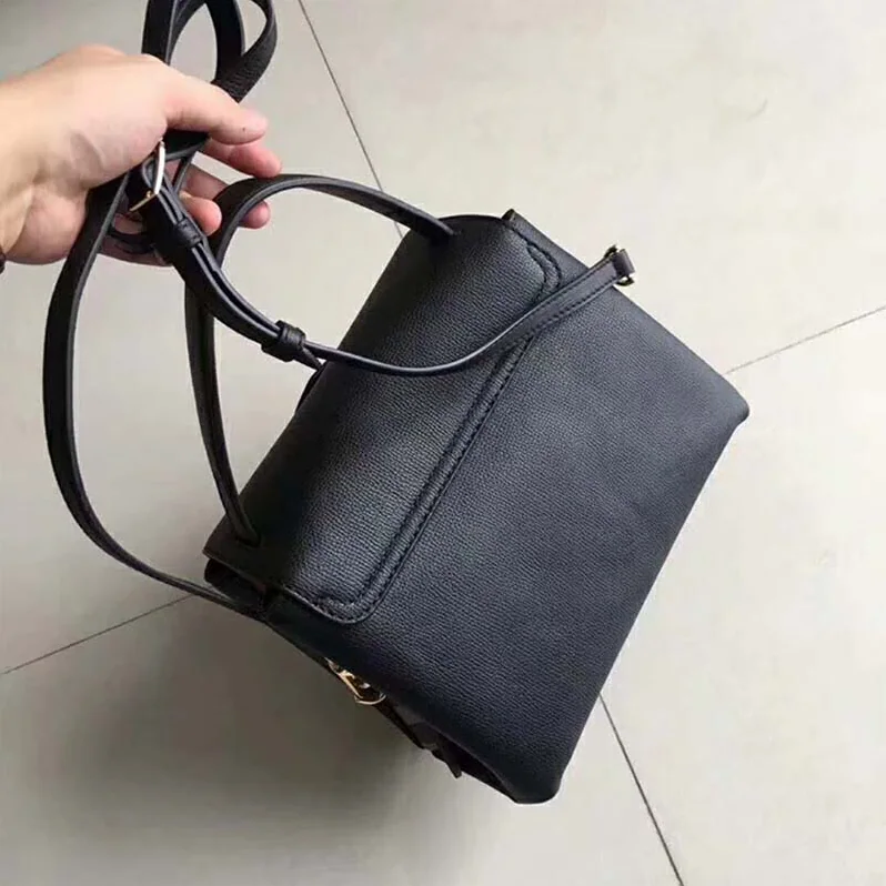 Burberry Medium Grainy Leather House Check Tote Bag for Women in Black