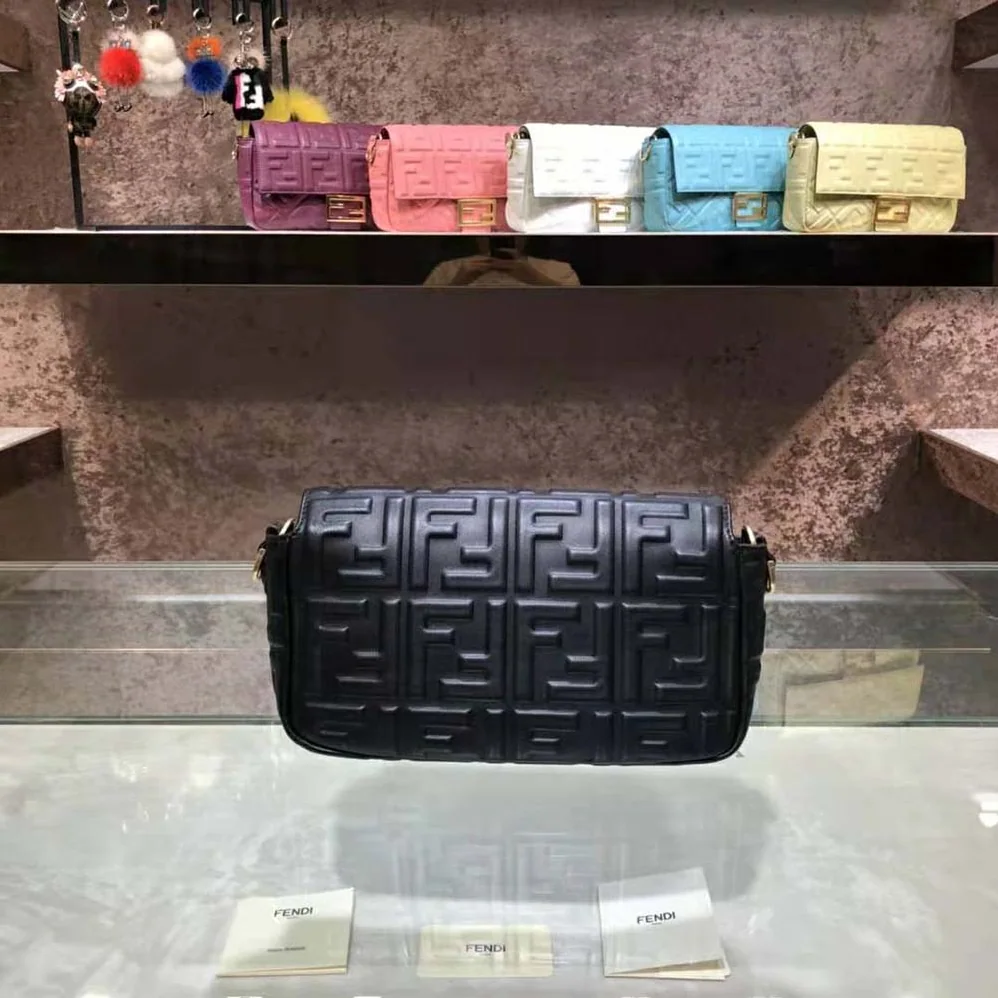 Fendi Iconic Medium Baguette Black Leather Bag for Women Fendi Iconic Medium Baguette Black Leather Bag for Women