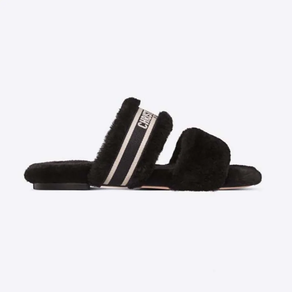 Dior Chez Moi Slide White Embroidered Cotton and Black Shearling for Women