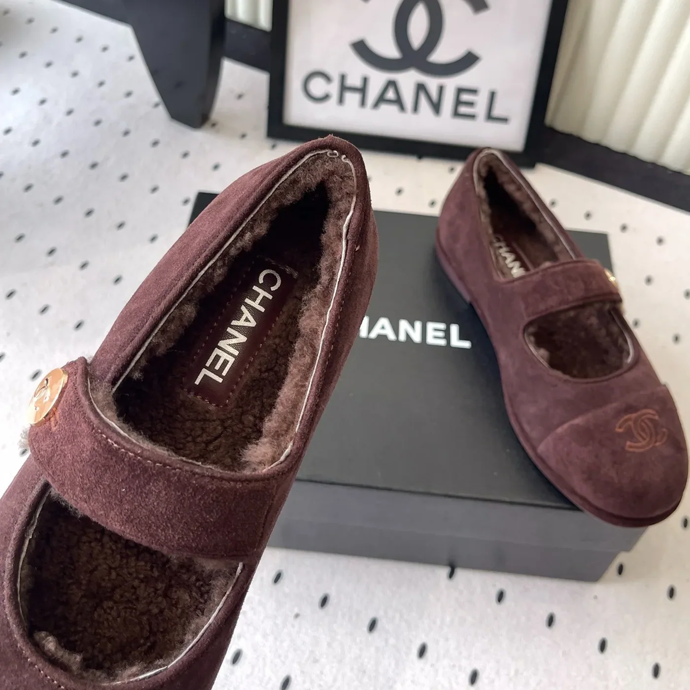 Chanel Mary Jane Flats Burgundy Suede Shearling Chanel Mary Jane Flats Burgundy Suede Shearling