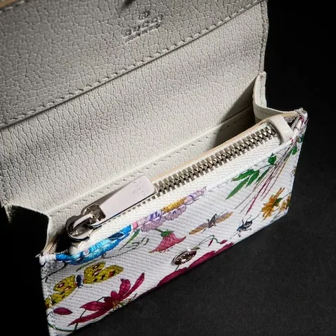 Gucci Flora Motif Bi Fold Card Case / White in Multicolor Palladium Hardware