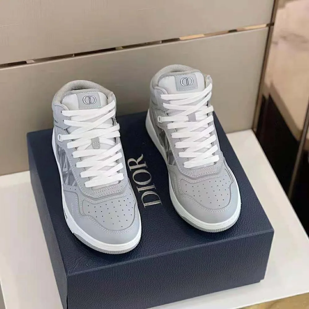 Dior B27 High-Top Sneaker Dior Gray Smooth Calfskin and CD Diamond Canvas for Men