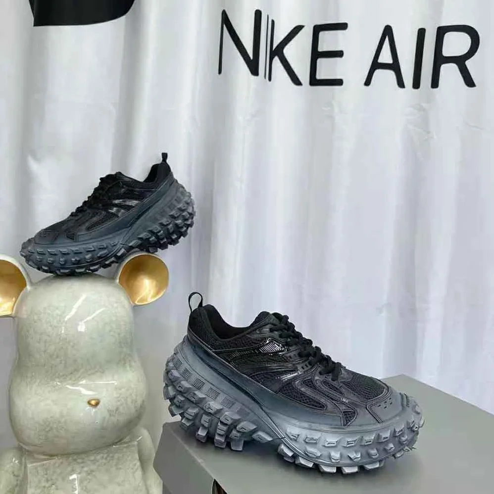 Balenciaga Defender Sneaker in Black Mesh and Nylon for Unisex Balenciaga Defender Sneaker in Black Mesh and Nylon for Unisex