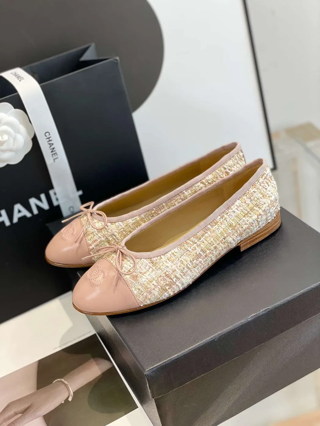 Chanel Ballet Flats Beige Chanel Ballet Flats Beige