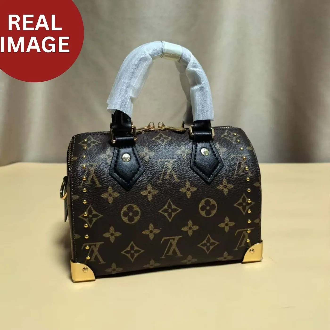 Louis Vuitton Speedy Trunk 20 Top Handle Bag in Monogram Canvas Gold Hardware Louis Vuitton Speedy Trunk 20 Top Handle Bag in Monogram Canvas Gold Hardware