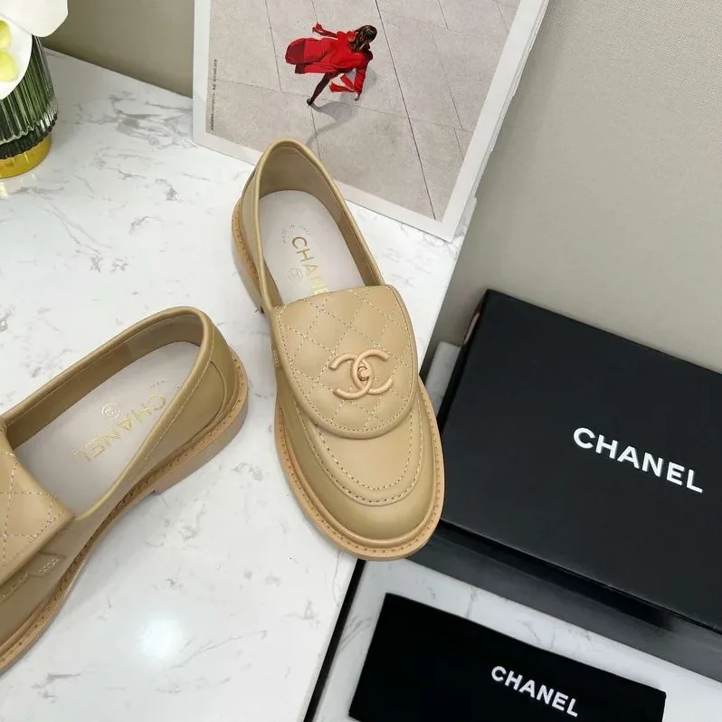 Chanel Moccasins Beige Chanel Moccasins Beige