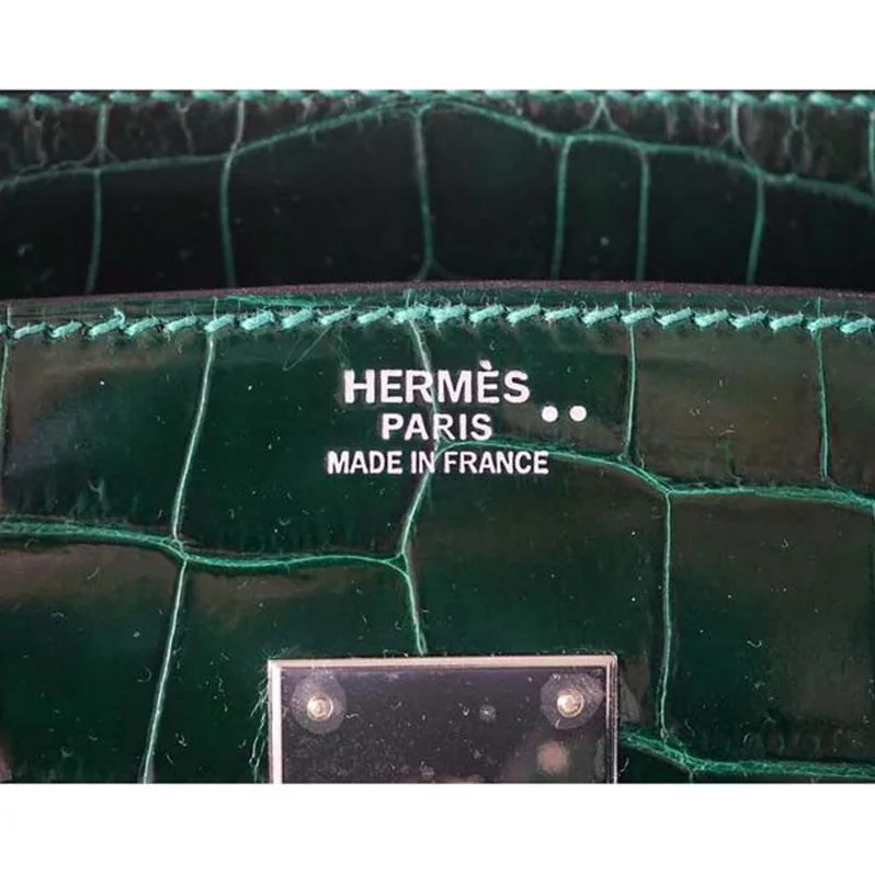 Hermes Birkin 30 Bag in Alligator Leather with Silver Hardware in Green Hermes Birkin 30 Bag in Alligator Leather with Silver Hardware in Green