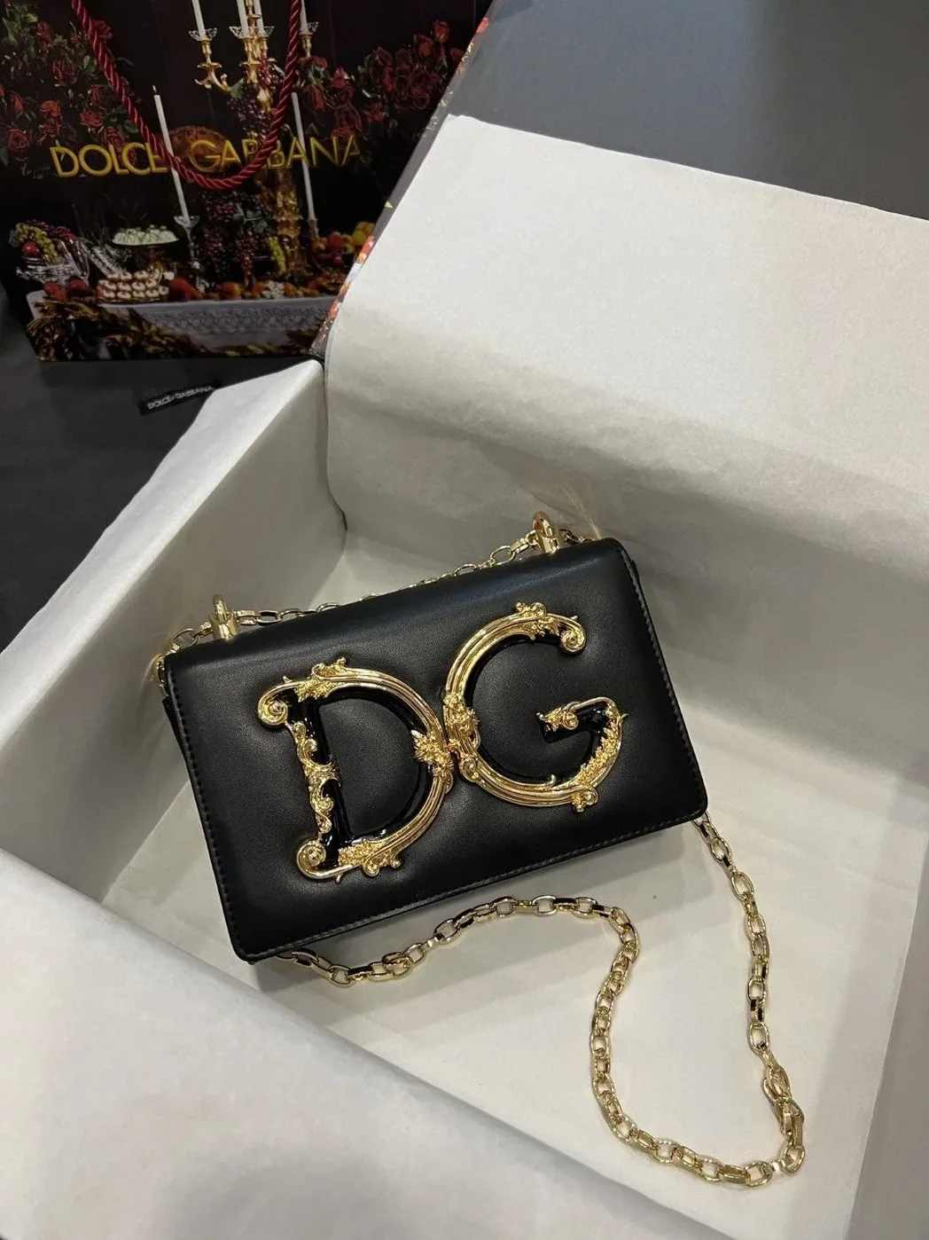 Dolce & Gabbana Nappa DG Girls Shoulder Bag Black / DG BB6498AZ80180999 Dolce & Gabbana Nappa DG Girls Shoulder Bag Black / DG BB6498AZ80180999