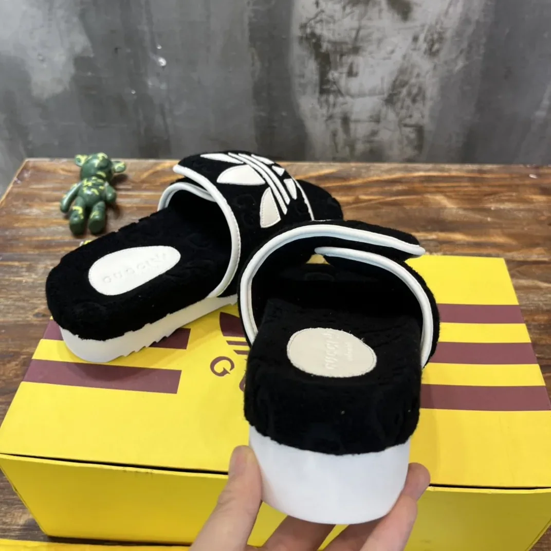 Gucci x Adidas Sandal With Platform And GG Green for Men