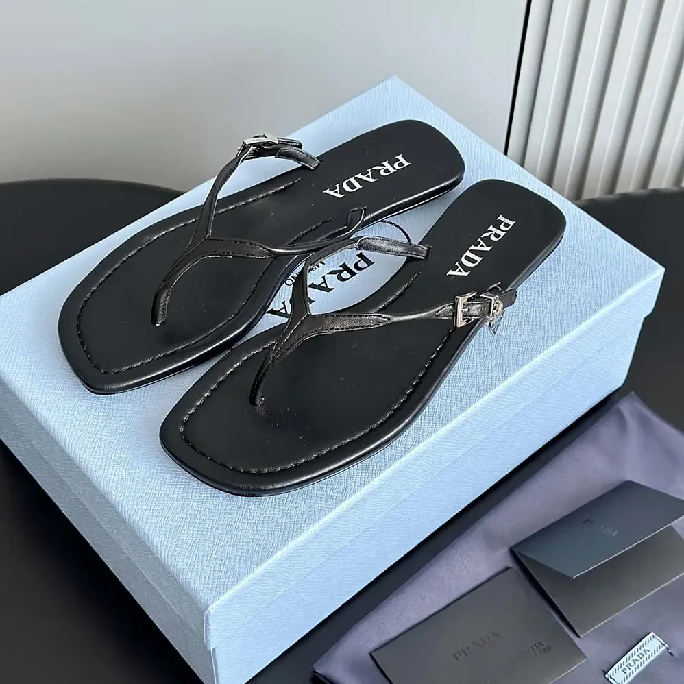 Prada Leather Thong Sandals for Women in Black Prada Leather Thong Sandals for Women in Black