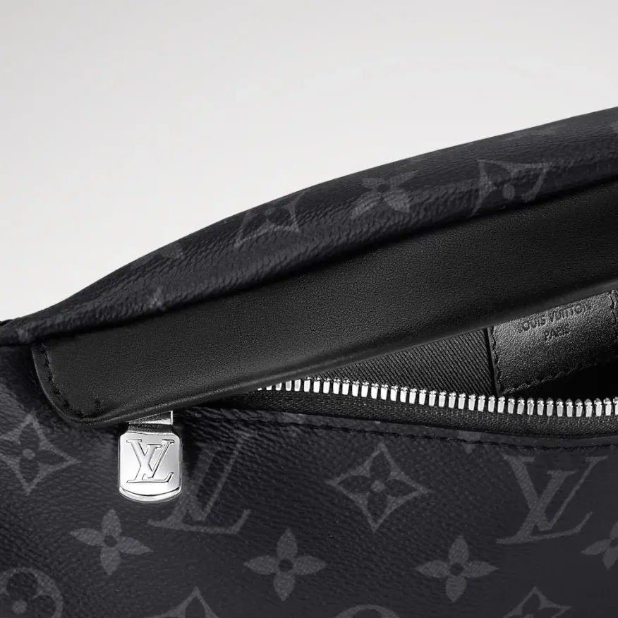 Louis Vuitton Discovery PM Bumbag / Monogram Eclipse Canvas Silver Hardware