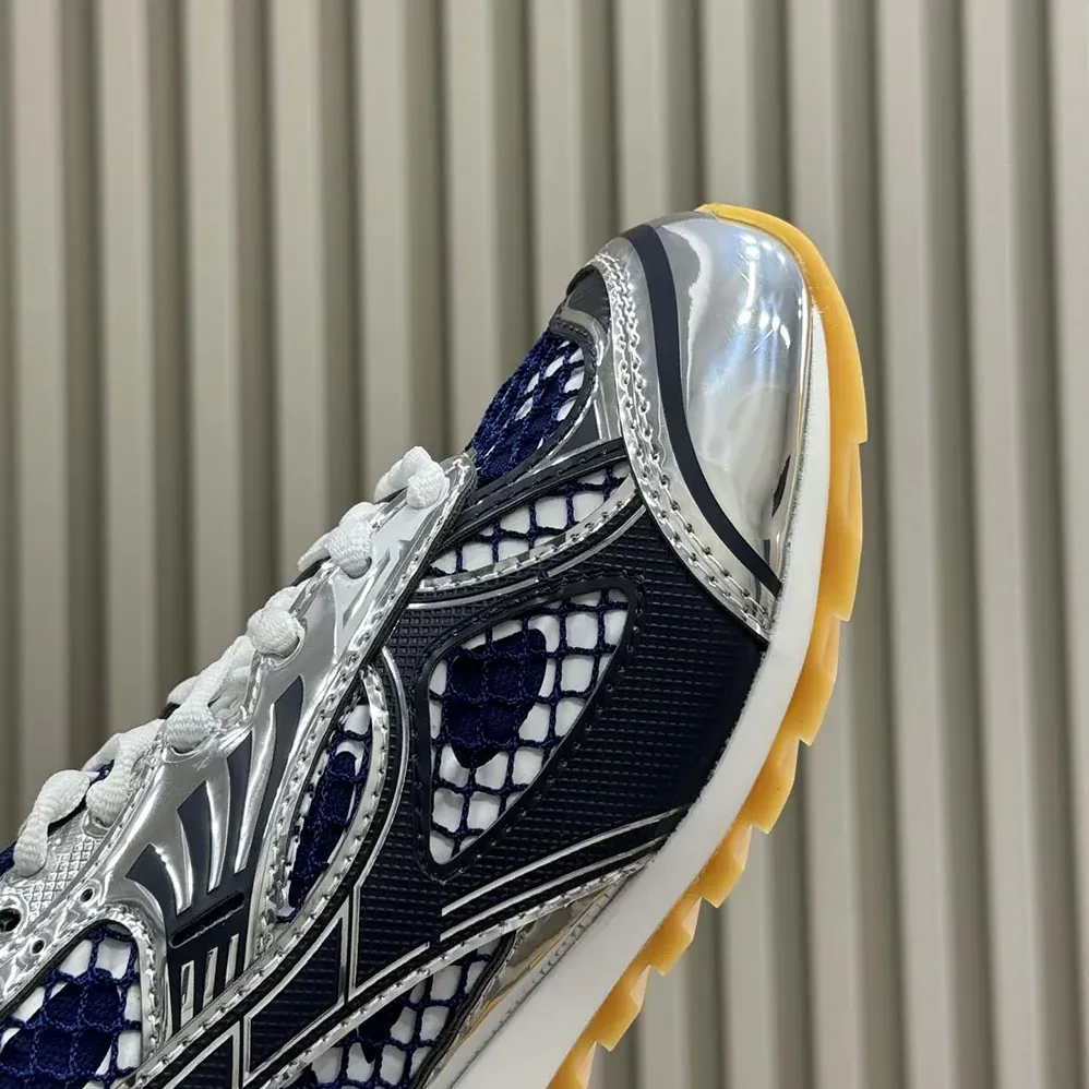 Bottega Veneta Orbit Sneaker for Unisex in Navy