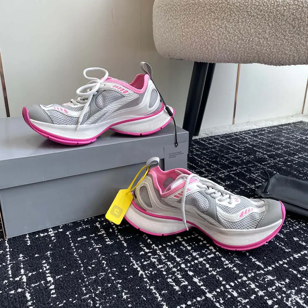 Balenciaga Circuit Sneaker in Grey White and Pink Polyester for Unisex Balenciaga Circuit Sneaker in Grey White and Pink Polyester for Unisex
